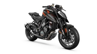 Superduke 1.0 2.0 014><019